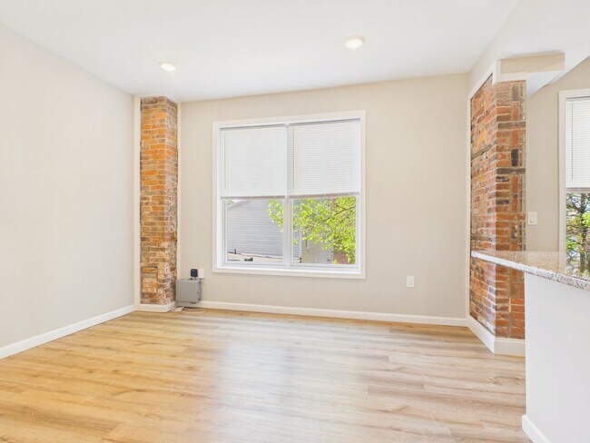 Photo - 1402 N 3rd St Unidad Apt 2