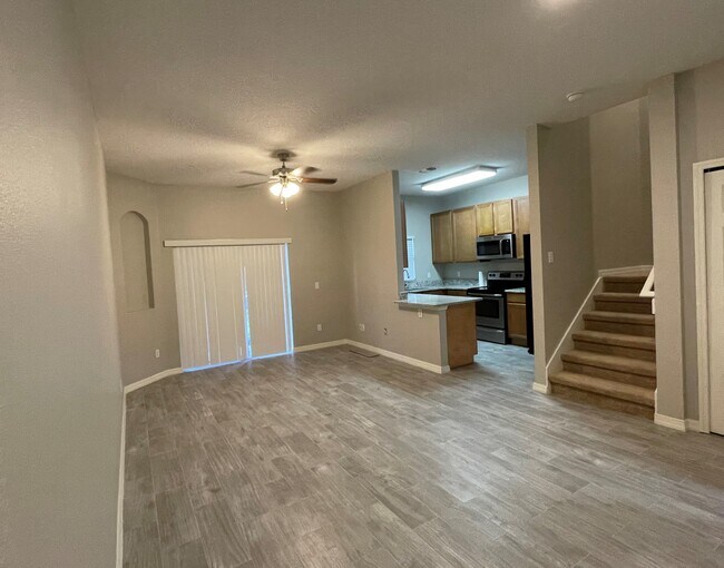 Photo - 2331 Retreat View Cir Townhome