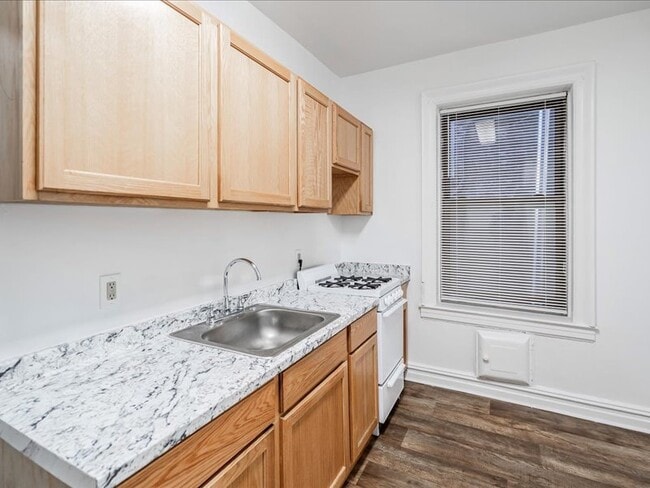 Photo - 65 West 39th Street Apartments