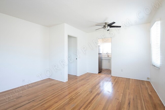 *OPEN HOUSE: 6/7 10-11AM* Bright 2 BR in ... - *OPEN HOUSE: 6/7 10-11AM*  Bright 2 BR in ... Unit 2073