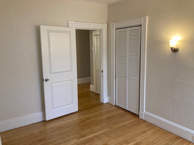 Photo - 50 State St Unit 1