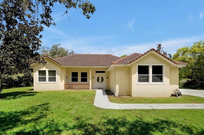 Building Photo - 220 E Bahama Rd Rental