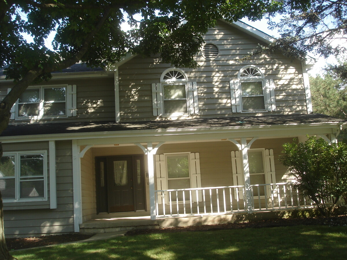 Photo - 2240 Rosehill Ct