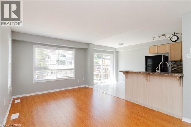 Photo - 137 Windwood Dr