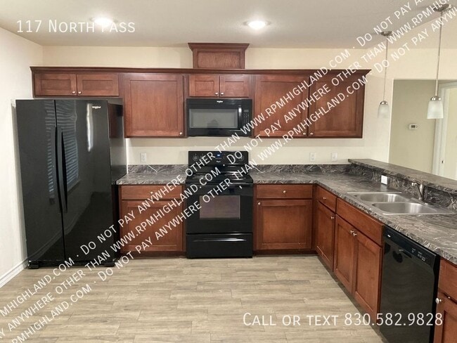 Photo - 117 North Pass-