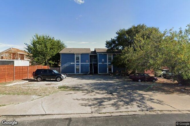 Building Photo - 8401 Garcreek Cir