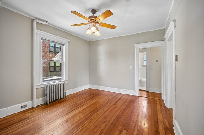 Photo - 76 Montague Pl