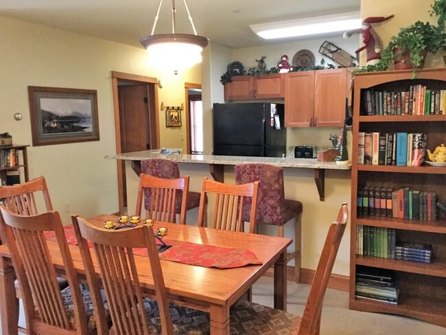 Photo - Long Term Rental- Oro Grande Lodge 205