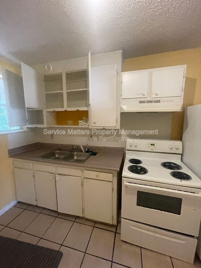 Photo - 2603 W Belmont St