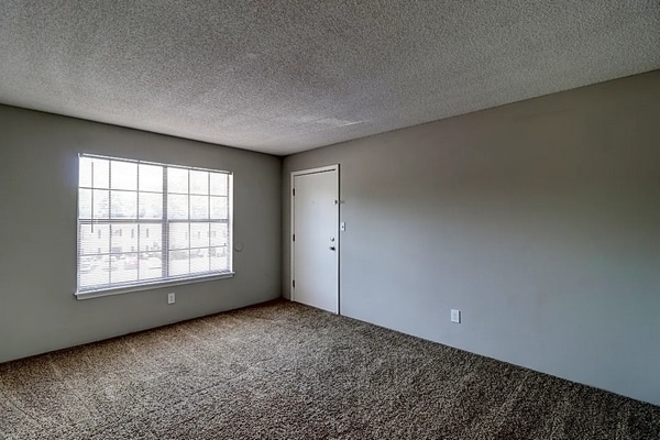 Photo - Plaza Place Apartments