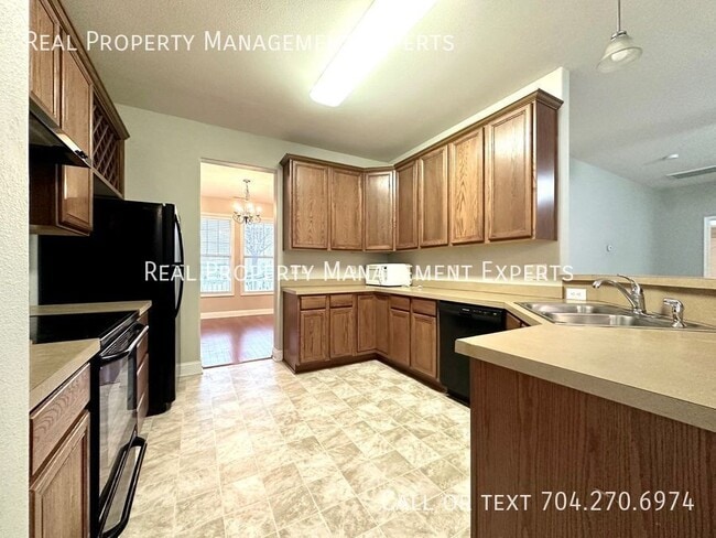 Photo - 9824 Coatbridge Dr