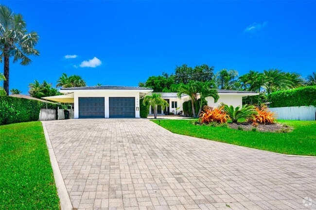 Building Photo - 600 Middle River Dr Rental