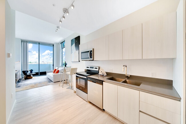 Photo - Nine Hollywood