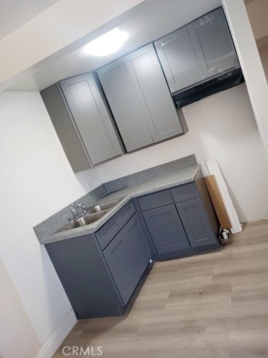 Building Photo - 970 E 7th St Rental