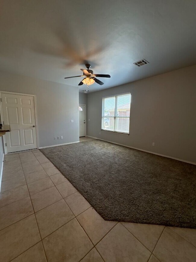Photo - 3br 2ba duplex with 2 car garage!