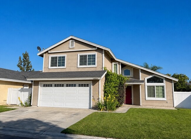 Building Photo - 28561 Foxboro Ln