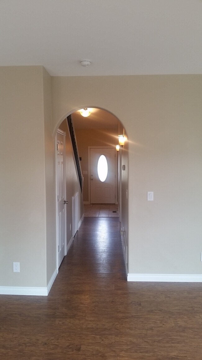 Photo - 1160 E Snow Hill Ave Unit #1