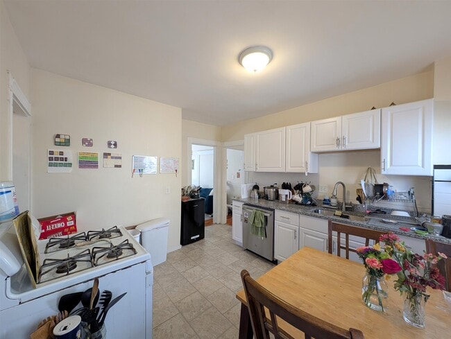 Photo - 300 Boston Ave Unit 2