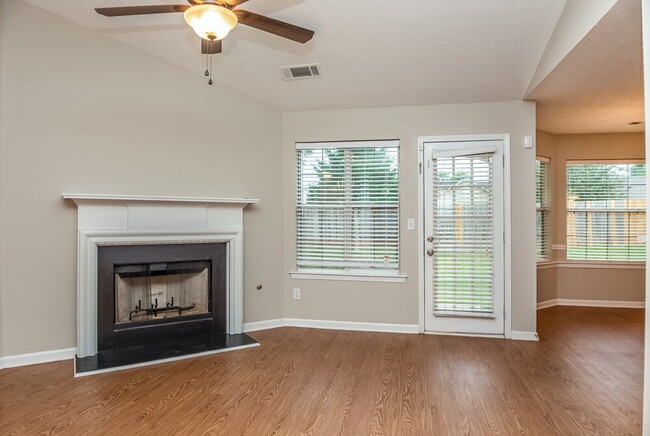 Photo - 6020 Winston Trce