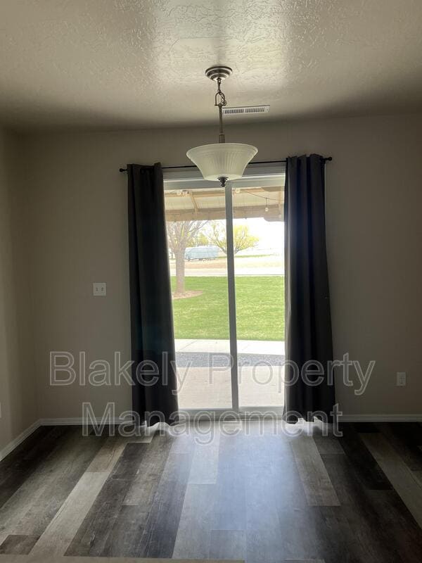 Photo - 13521 Palm Beach Dr