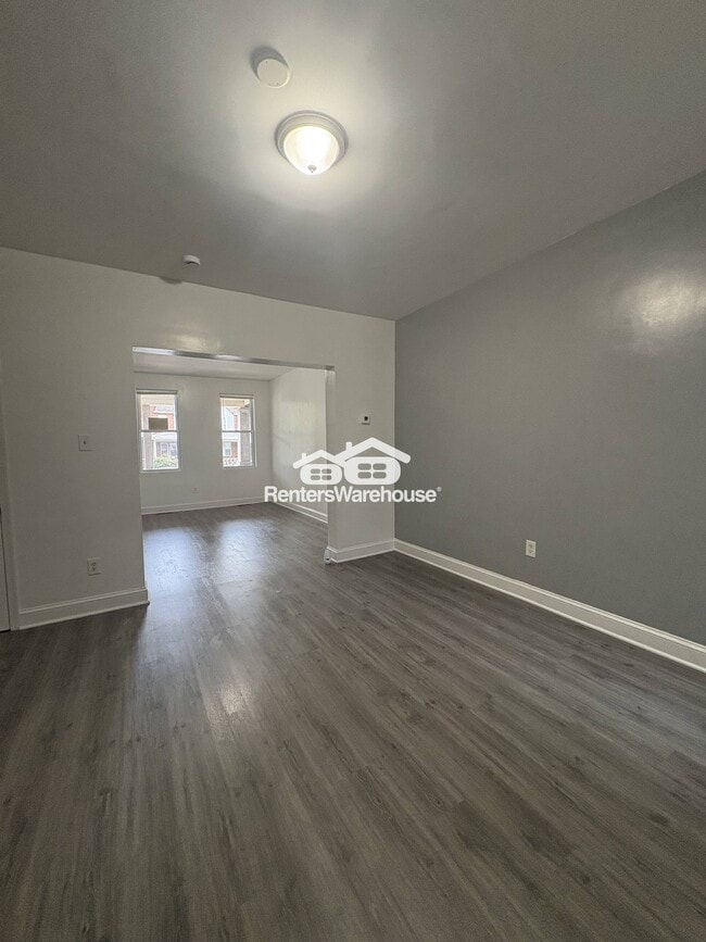 Photo - 2586 Edmondson Ave