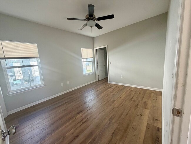 Photo - *** MOVE IN SPECIAL *** 3 BED 2 BATH