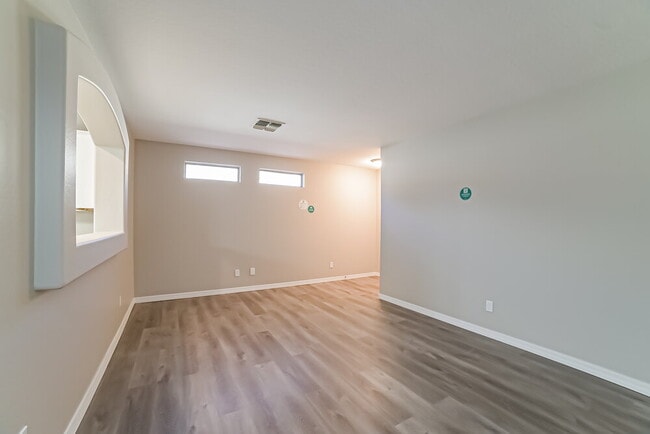 Photo - 12418 W Dreyfus Dr