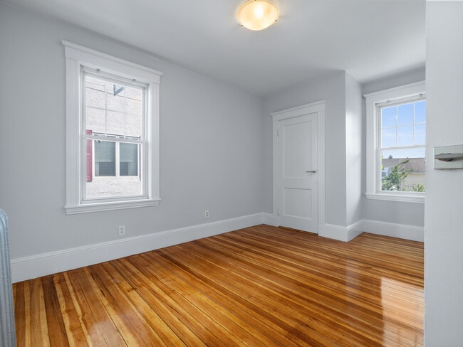 Photo - 16 Windsor Rd Unit 1