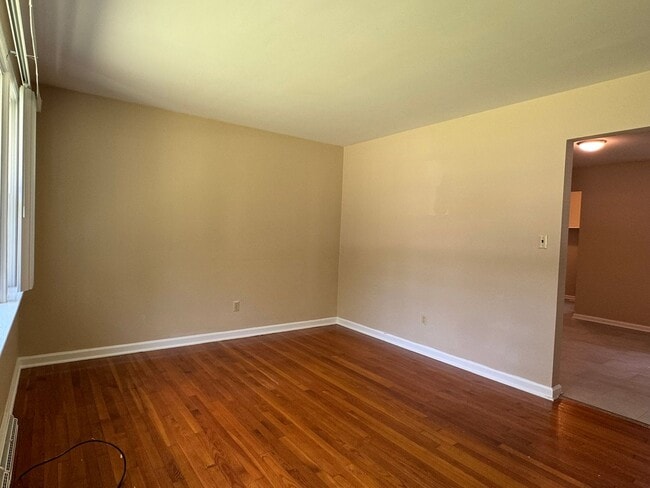 Photo - 1004 S Park Dr