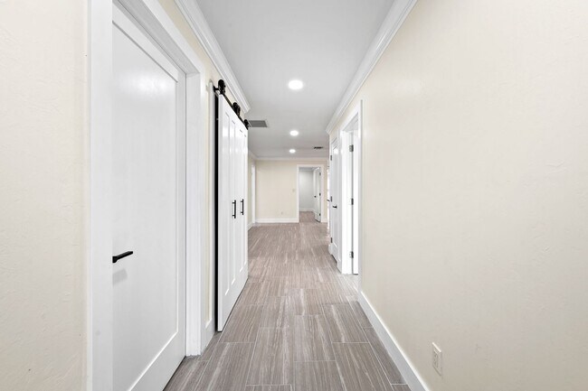 Photo - Naples Park - 3 Bedroom, 2 Bathroom - Annual Rental