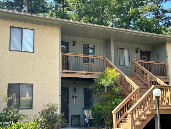 Building Photo - 3625 St Johns Ct Unit 25b