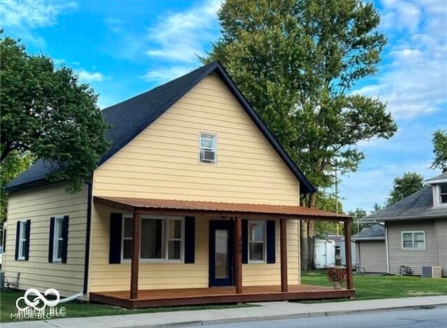Building Photo - 269 N Peru St Rental