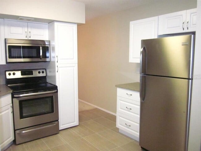 Photo - 2456 Ecuadorian Way Unidad 46