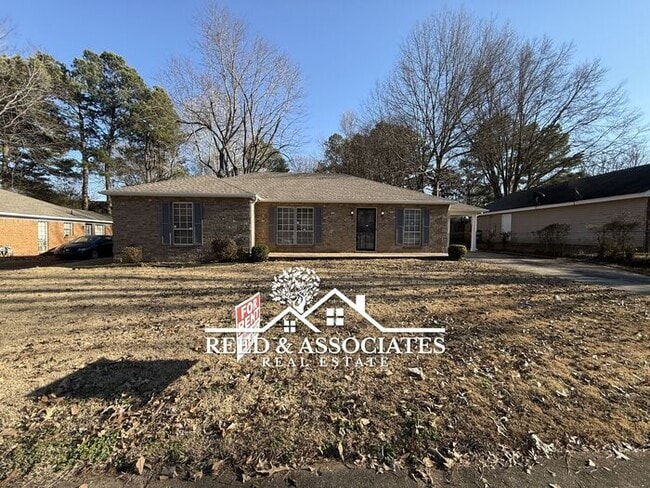 Building Photo - 3 Bedroom Located Near Kirby High School