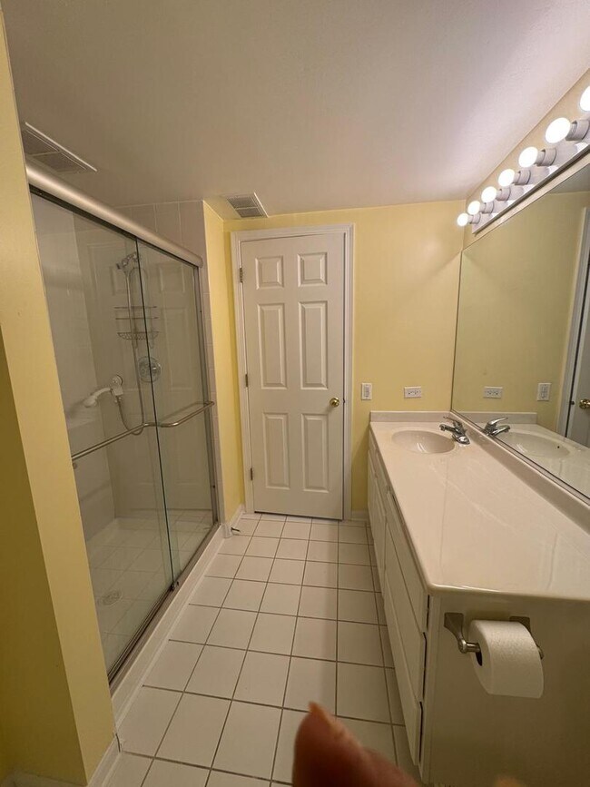 Photo - 2020 St Regis Dr