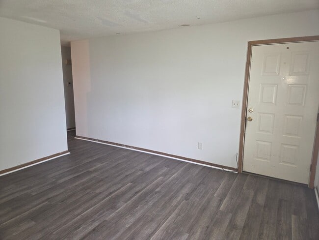 Photo - 3617-3619 Greeley Dr Unit 3619