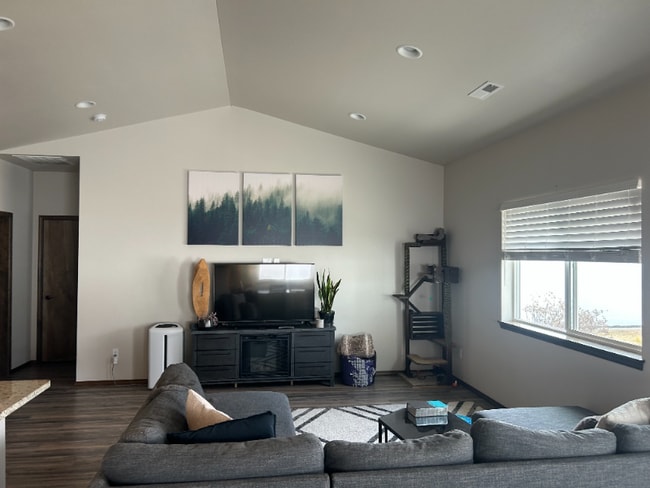 Photo - 4421 E Buckeye Ave