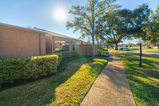 Photo - 2445 Briarwest Blvd