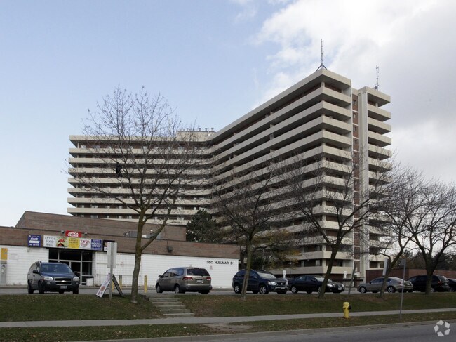 Photo - 5000 Jane St