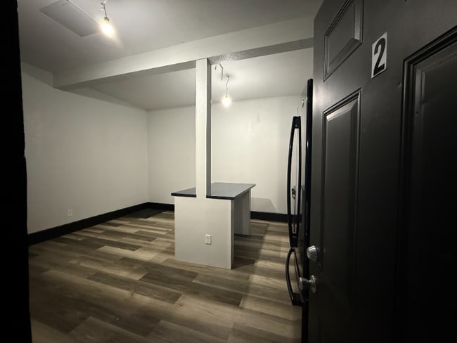 Photo - 623 S 8th St Unit 2