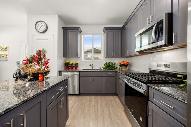 Photo - 16907 Elm Grove Rd