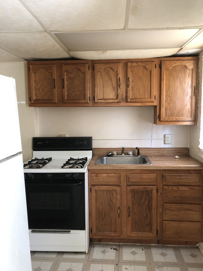 Photo - 727 S 30th St
