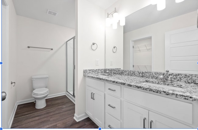 Photo - 1310 Isaiah Dr