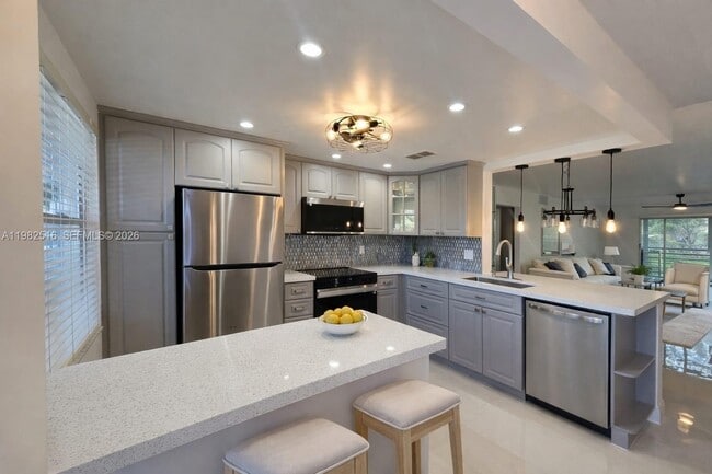 Building Photo - 2403 Antigua Cir Unit L2