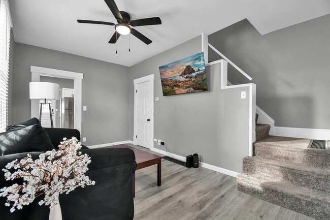 Building Photo - 405 E Welch Ave Rental