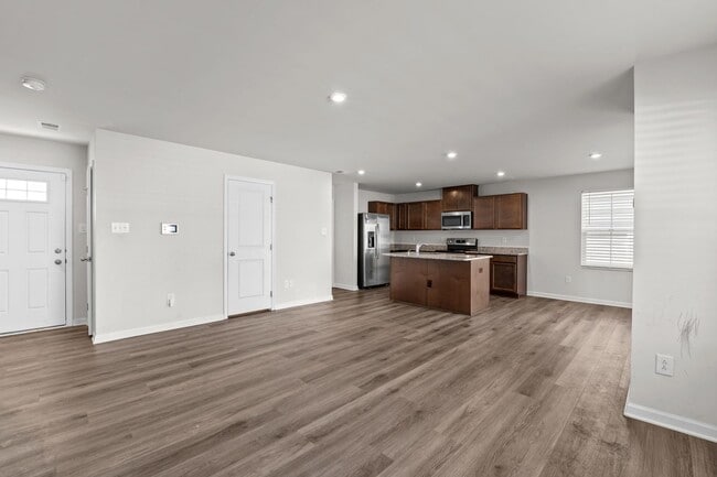 Photo - YORK COUNTY 4Bdrm w/Fenced BCKYD.