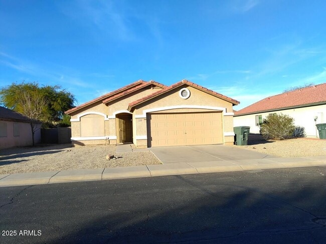 Photo - 1418 E 12th St Casa