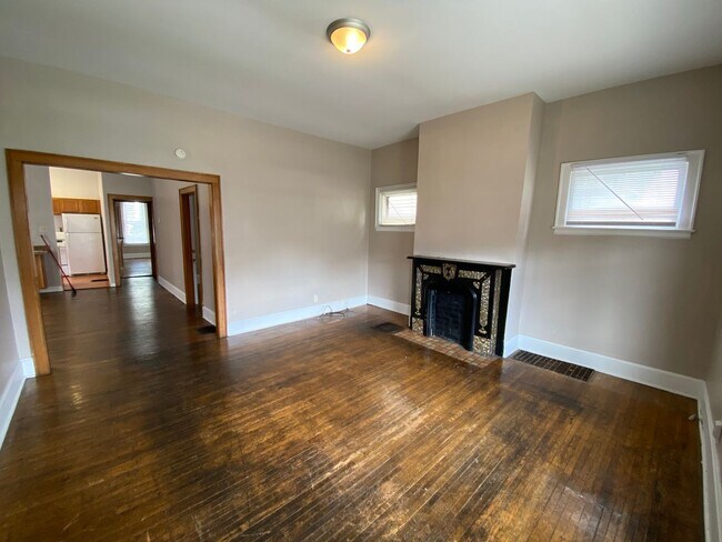 Photo - 66-68-68 E Woodruff Ave Unit 66