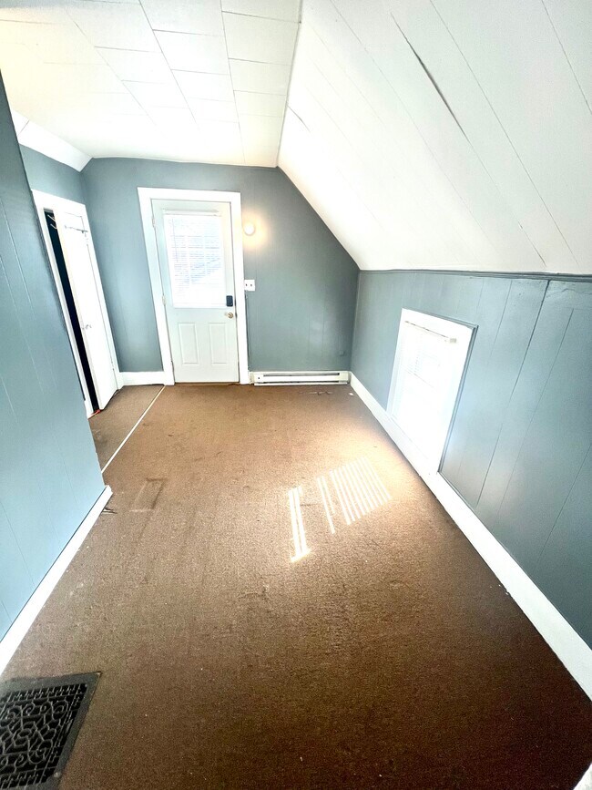 Photo - 220 W Pierce St Unit 2