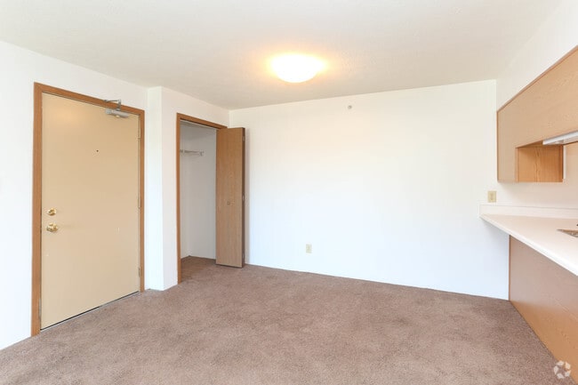 2BR, 1BA - 960 SF - Dining Area - Fry Estates Apartments
